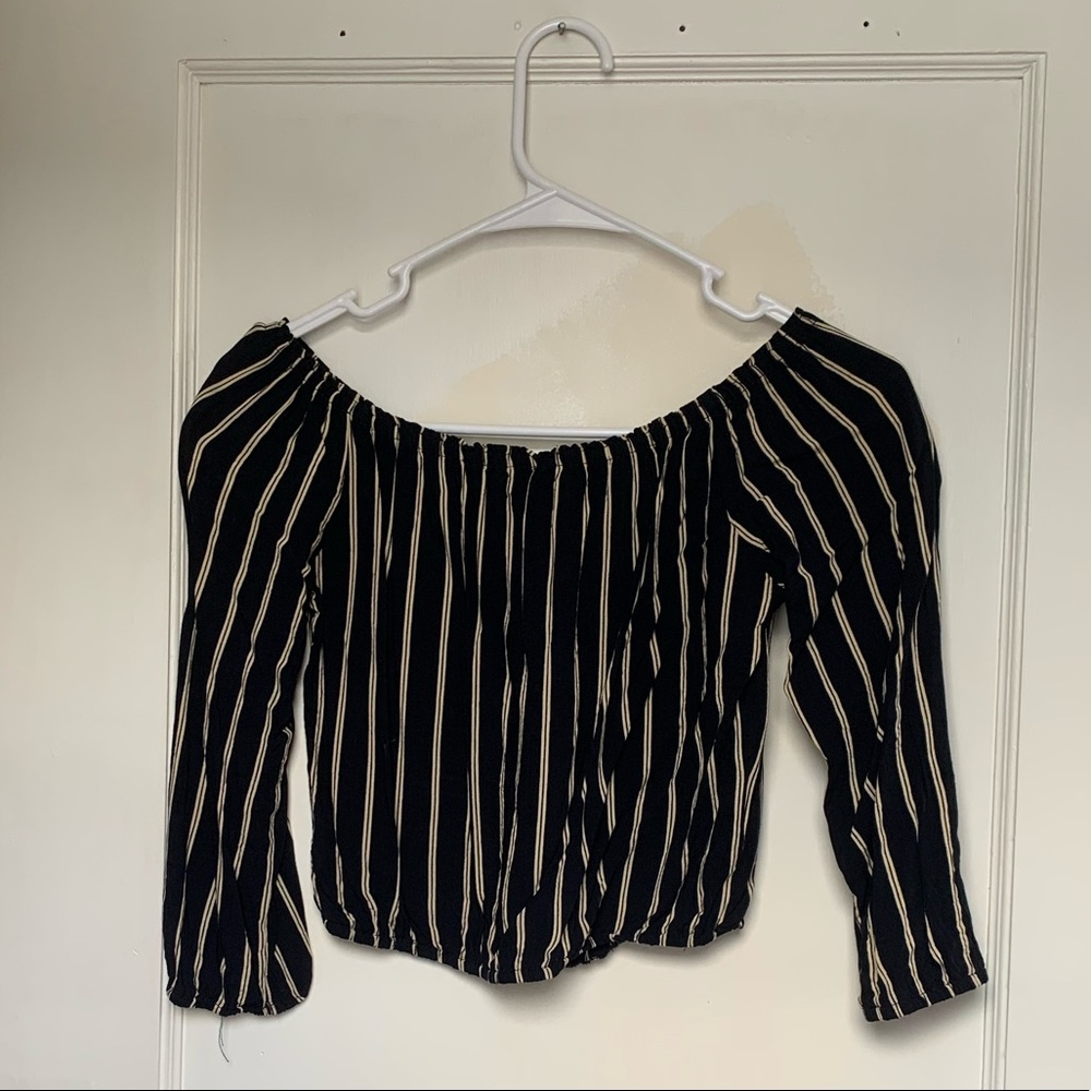 Brandy Melville Off the Shoulder Shirt (cropped)